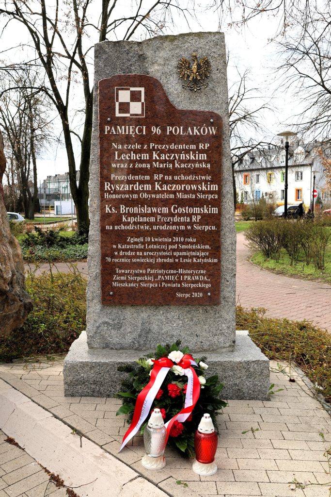489443573_1209231420564379_3085668518350950458_n-683x1024 15. rocznica katastrofy smoleńskiej
