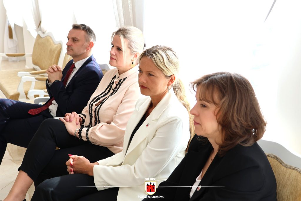 492007551_1219932872827567_1677092874437179446_n-1024x683 II. kadencja Młodzieżowej Rady Miejskiej Sierpca