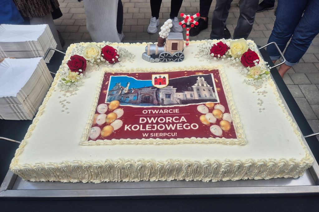 495187895_1246885227008807_6406523064175218527_n-1024x683 Dworzec kolejowy w Sierpcu w nowej odsłonie