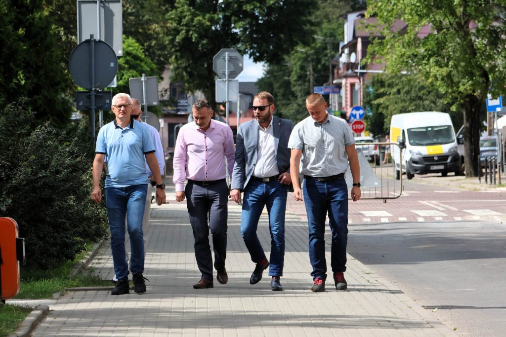 514403456_122128216826896704_2779975994870149856_n-1024x683 Trwa remont ul. Wiosny Ludów