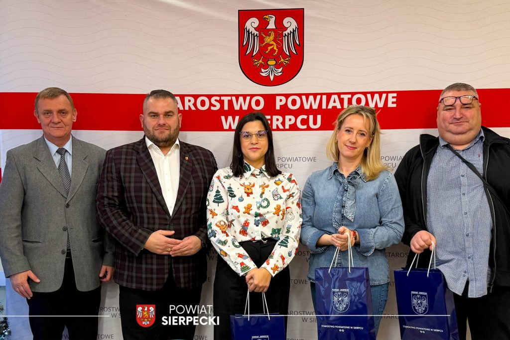 600910702_1664753508190563_1078508881728569966_n-1024x683 Dyżury aptek nocnych i świątecznych w Powiecie Sierpeckim