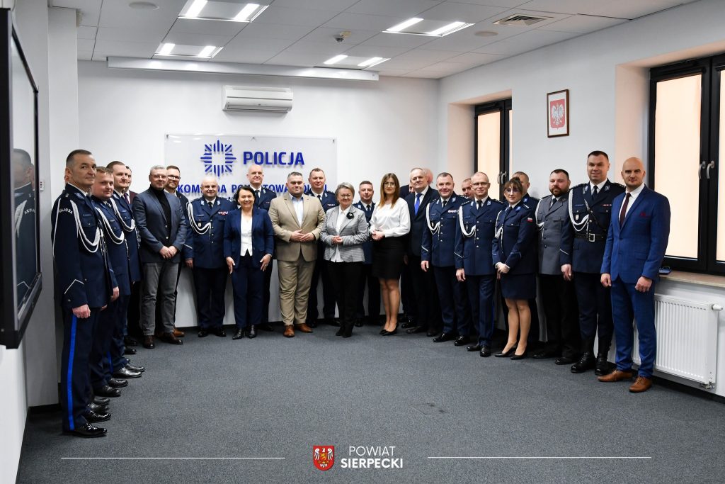 615553389_1684535226212391_4611264564869411955_n-1024x683 Nowy komendant Policji w Sierpcu