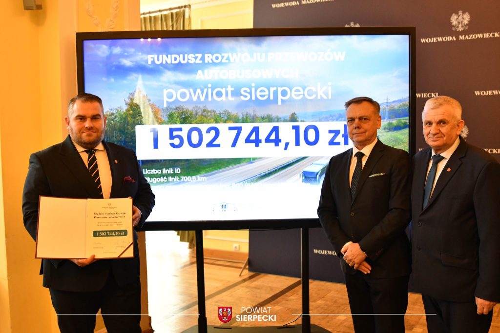 635147454_1715605656438681_1697504875256485191_n-1024x683 Dofinansowanie funkcjonowania publicznego transportu zbiorowego na terenie Powiatu Sierpeckiego w roku 2026