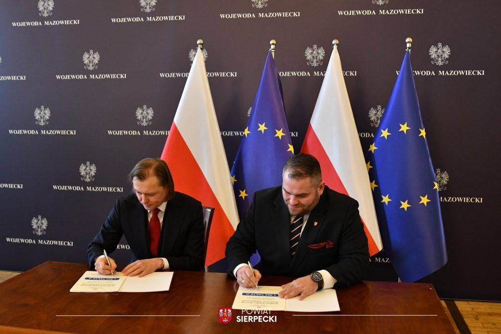 636727840_1715605126438734_5948974421154899058_n-1024x683 Dofinansowanie funkcjonowania publicznego transportu zbiorowego na terenie Powiatu Sierpeckiego w roku 2026