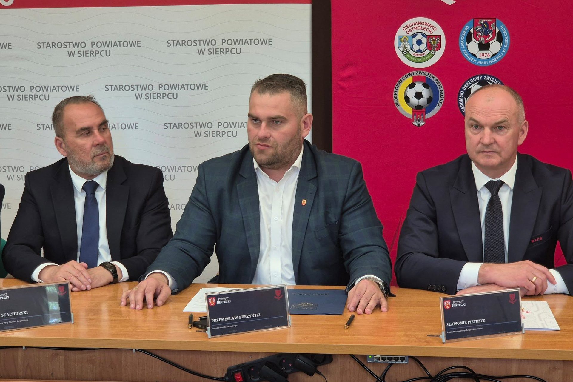 689202383_1556432549387405_5225890056290885091_n Powstaną Kadry Powiatowe U-9