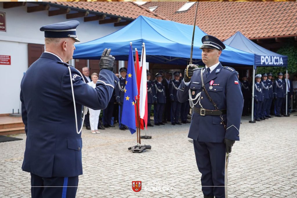 743294645_1554115632876904_8228554662110217849_n-1024x683 Święto Policji w powiecie sierpeckim