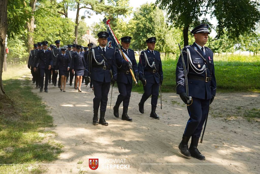 749330503_1335731655381266_3754960142903458166_n-1024x683 Święto Policji w powiecie sierpeckim