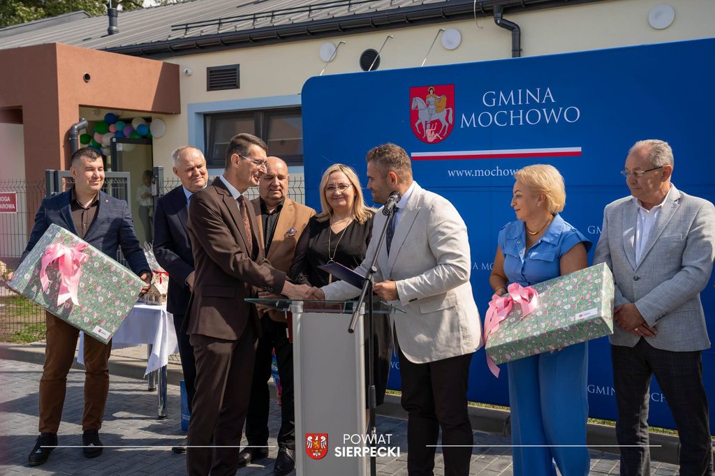787021971_2226320147943041_4404680607637374434_n-1024x682 Otwarcie Gminnego Żłobka „Mochowiaczek”