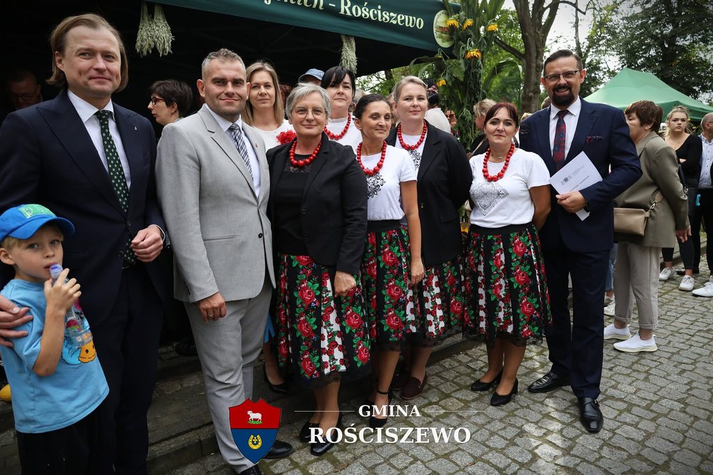 799441251_1660840199412510_167669705480437239_n-1024x683 Rościszewo podziękowało za plony